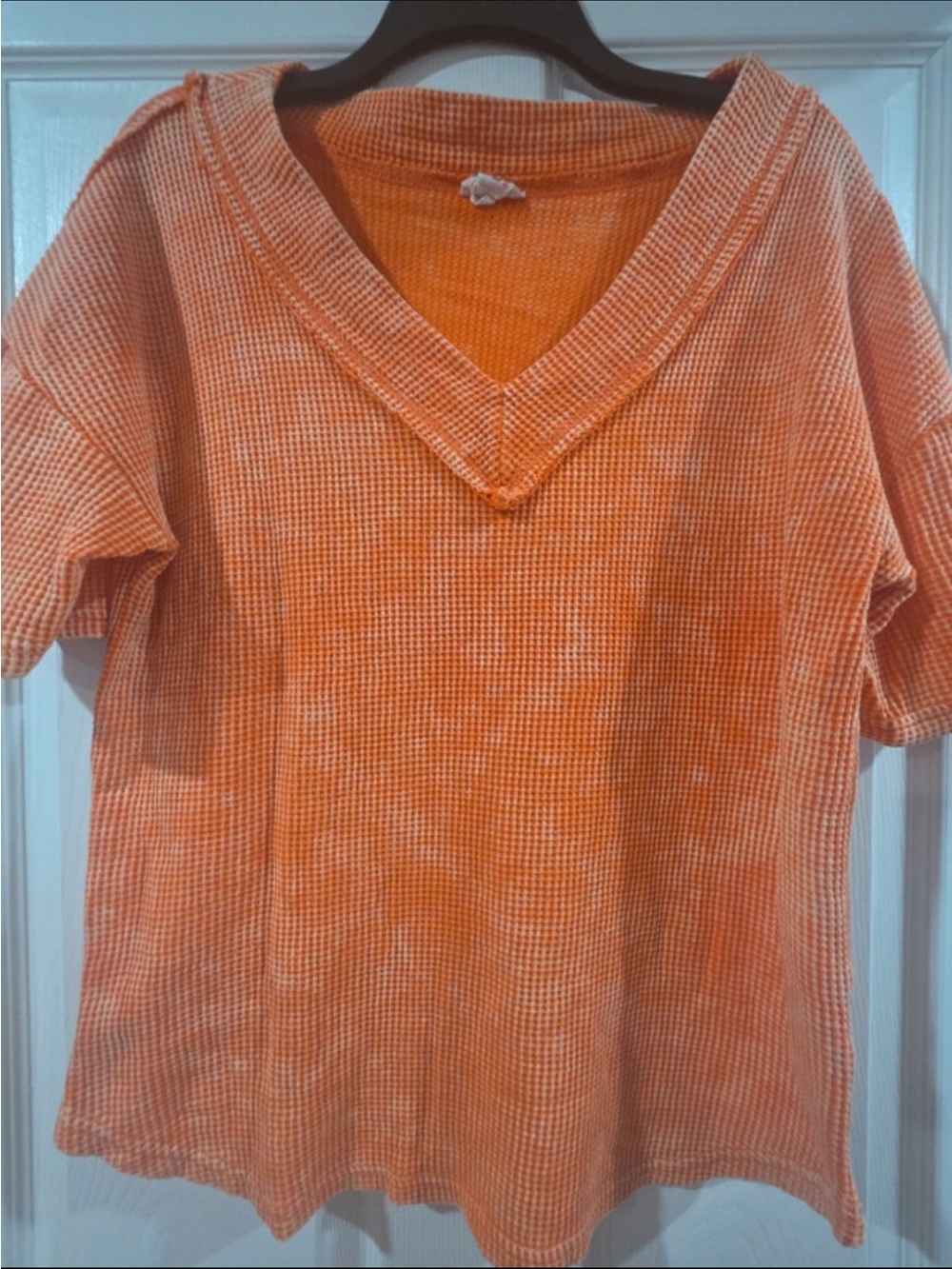 Women’s medium bibi V-Neck Waffle Knit Shirt